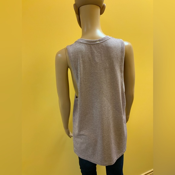 All in Motion - Picture 3 of 3